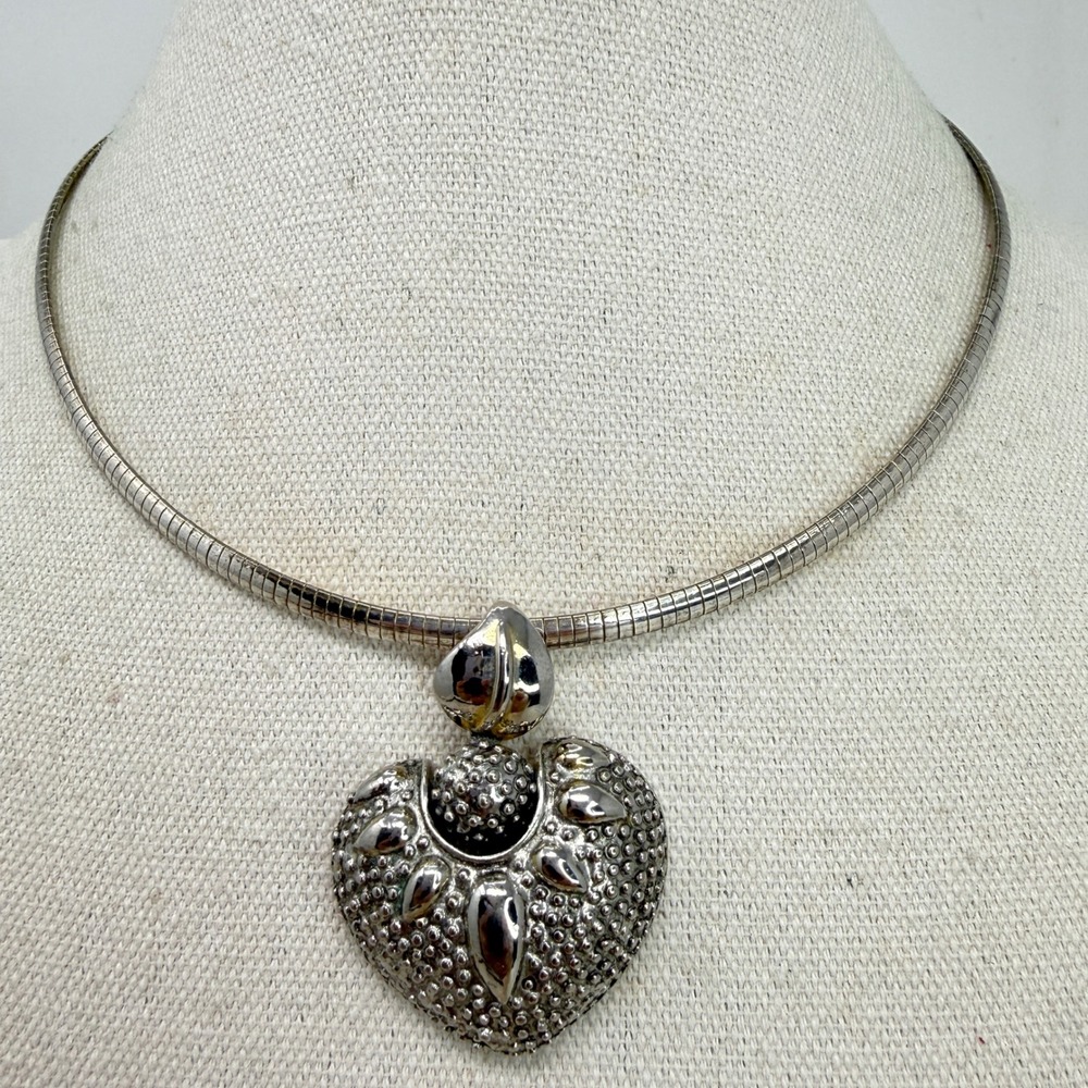 Puffy Heart Omega Necklace Pendant Choker Shiny Bold Statement Silver Tone